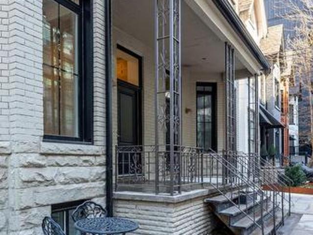 Main Floor 56 Stewart Street, Toronto, ON, M5V 1H6 commercial for lease | Listing ID C12850 | Royal LePage