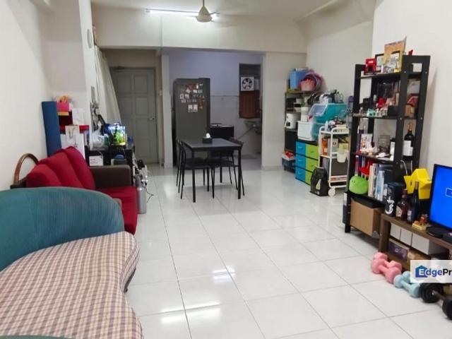 Main Place Residence