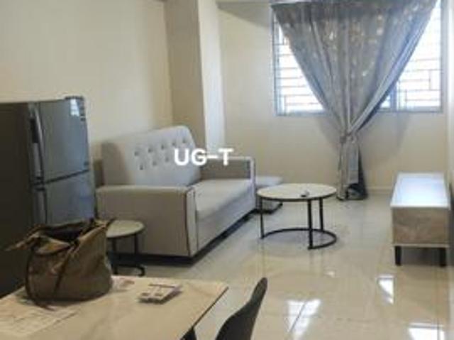 Main Place USJ Corner unit 653 sqft Fully Furnished Newly Renovation