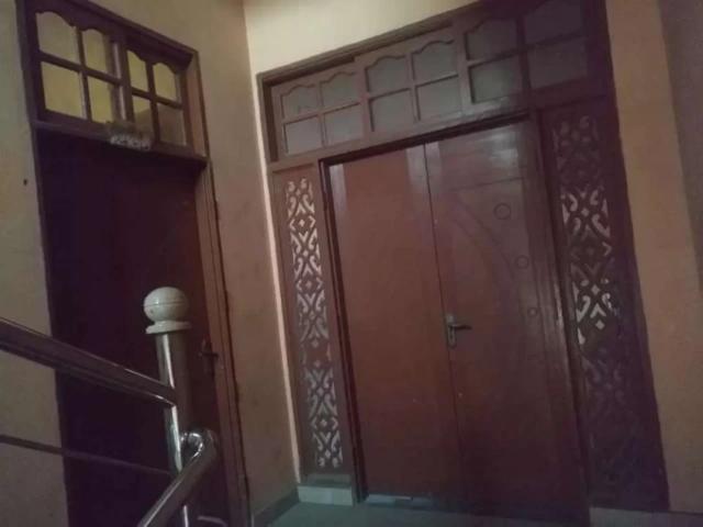 Main road 1st floor space for commercial uses Karachi Mustafa Taj Colony ID 10293