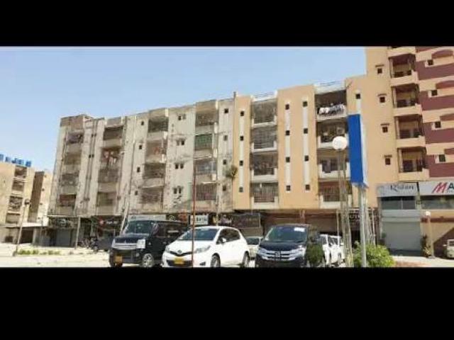 Main road facing flat is available for sale karachi gulistan e jauhar block 13 id 14633