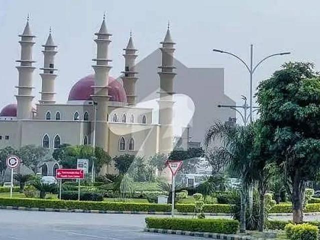 Main Road Facing 1 Kanal Develop Possession Residential Plot For Sale In Gulberg Residencia Block E