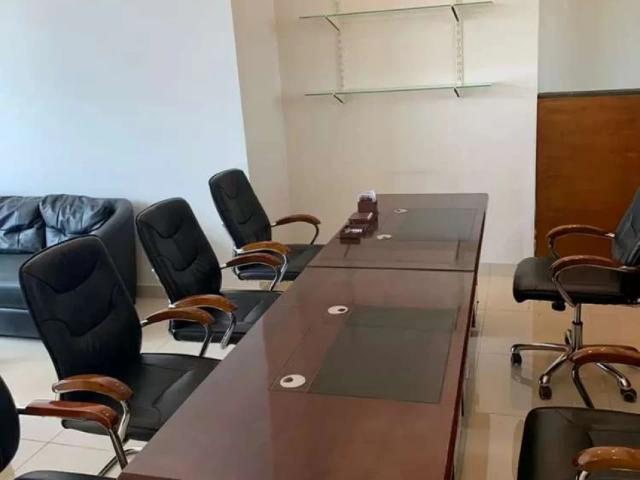 Main road Front office Karachi Gulshan E Iqbal Block 2 ID 17368