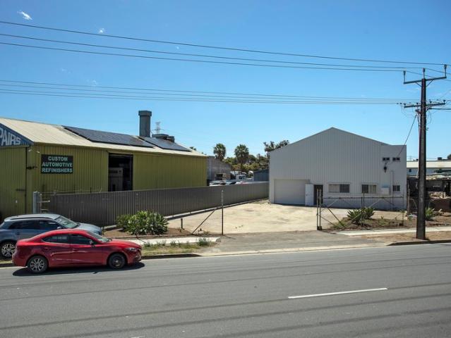 Main Road, Office Warehouse/Workshop of 226sqm