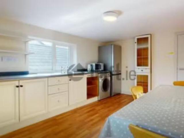 Main St, Ballyhale, Co. Kilkenny is for rent