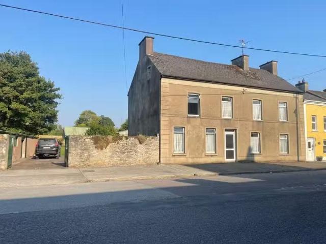 Main Street, Castlelyons, Coole Abbey, Co. Cork, P61YK40 is fo.