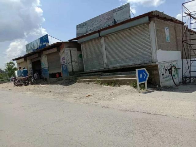 Main share resham battle petrol pump ka sath Mansehra ID 20998