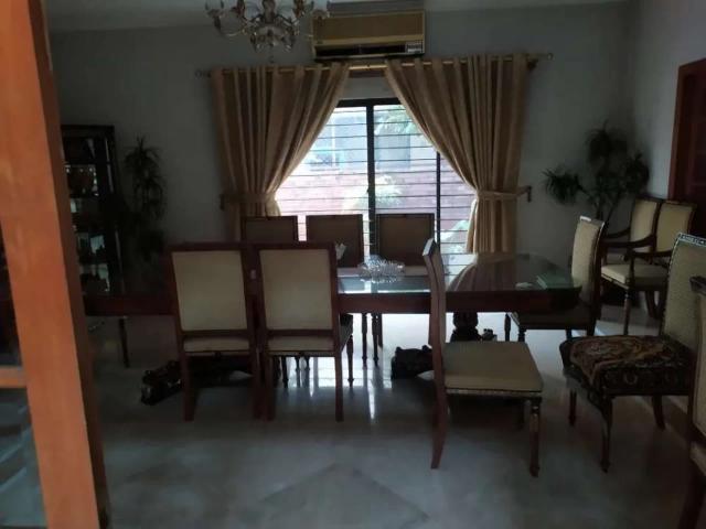 Main tofail road beautiful hosuse Lahore Cantt ID 18748