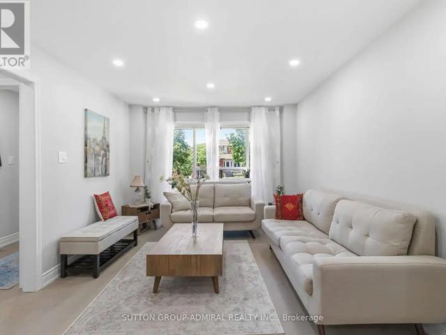 MAIN & UPPER FLR 87 MARITA PLACE