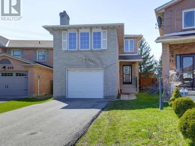 Main & Upper 654 Brougham Place, Mississauga, ON, L5B 2Z5 house for lease | Listing ID W13177 | Royal LePage