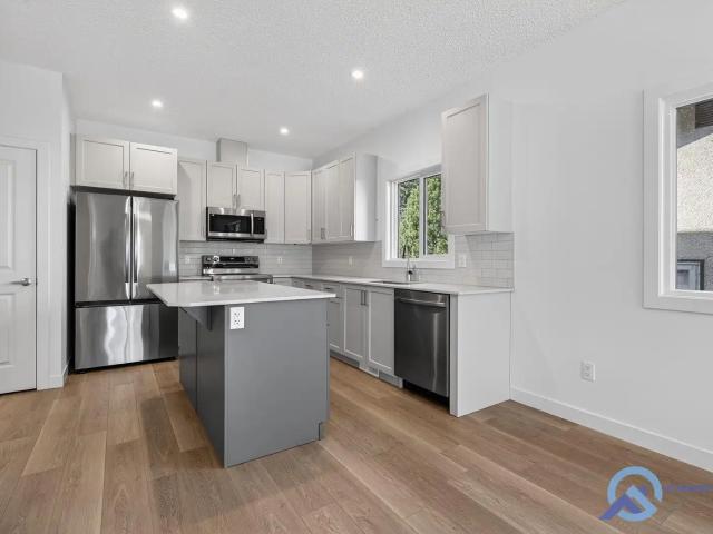 Main, 10920 154 St High Park, Edmonton, AB
