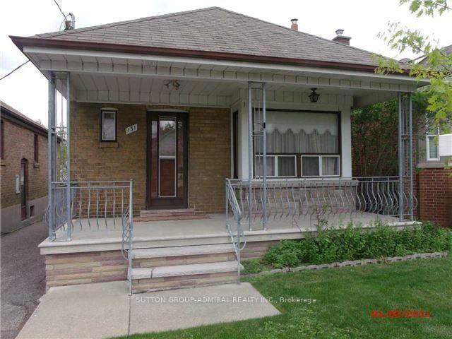 Main 131 Times Road in Toronto: Briar Hill Belgravia House for lease Toronto W04: MLS®# W13645452