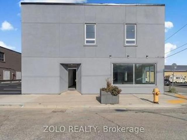Main 206 Wellington Street, Chatham Kent, ON, N8A 2X9 commercial for lease | Listing ID X13443 | Royal LePage