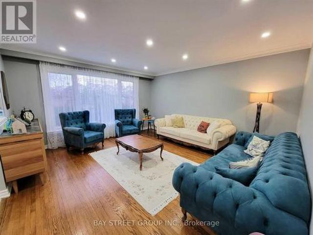Main 23 Dalcourt Drive, Toronto, ON, M1E 3G9 house for lease | Listing ID E13549 | Royal LePage