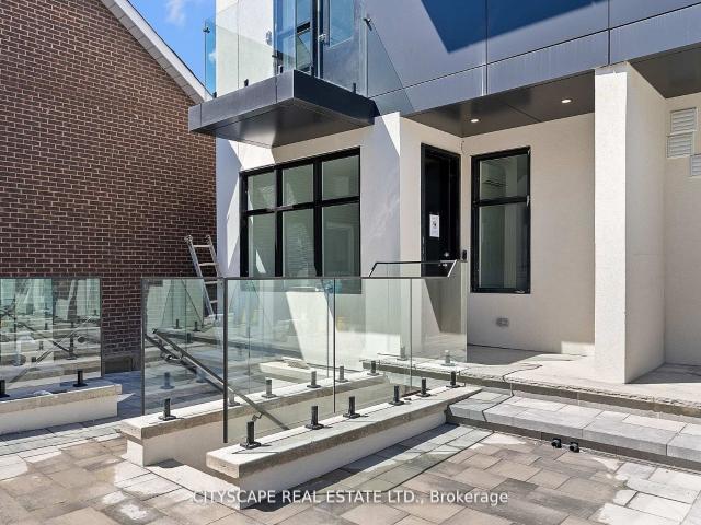 Main #2 591 Oakwood Avenue in Toronto: Oakwood Village Condo Townhouse for lease Toronto C03: MLS®# C13576456