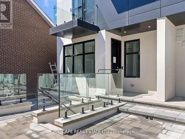 Main #2 591 Oakwood Avenue, Toronto, ON, M6E 2X8 townhouse for lease | Listing ID C13576 | Royal LePage