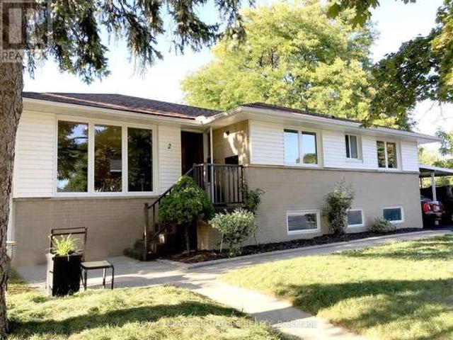 Main 2 Learmont Drive, Toronto, ON, M9R 2E3 house for lease | Listing ID W13413 | Royal LePage
