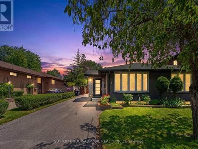 Main 3 Hartland Road, Toronto, ON, M9C 4S9 house for lease | Listing ID W13607 | Royal LePage