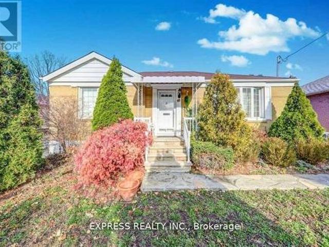 Main 46 William Cragg Drive, Toronto, ON, M3M 1V1 house for lease | Listing ID W13534 | Royal LePage