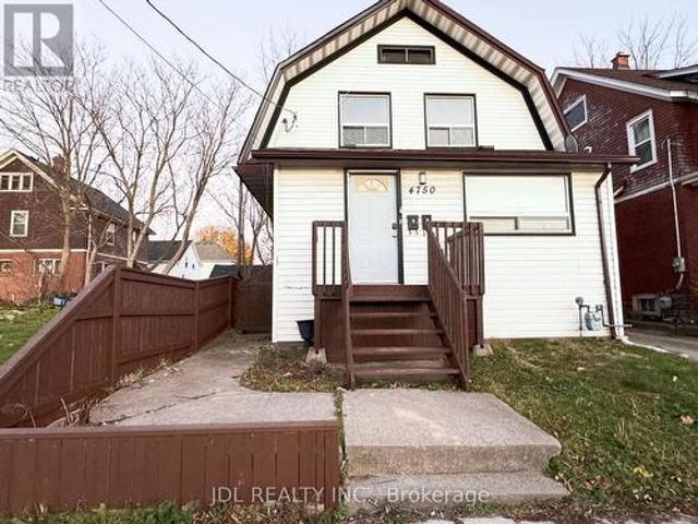 Main 4750 Saint Lawrence Avenue, Niagara Falls, ON, L2E 3X9 investment for lease | Listing ID X13582 | Royal LePage