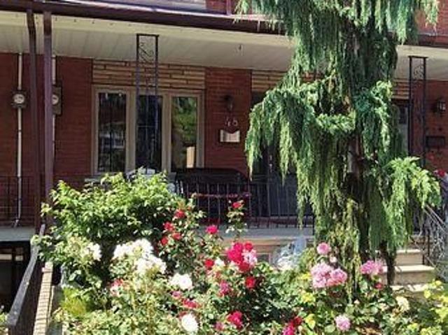 Main 48 Ulster Street, Toronto | 2Beds/1Bath, Townhouse, $3,150/mo | Condos. Ca