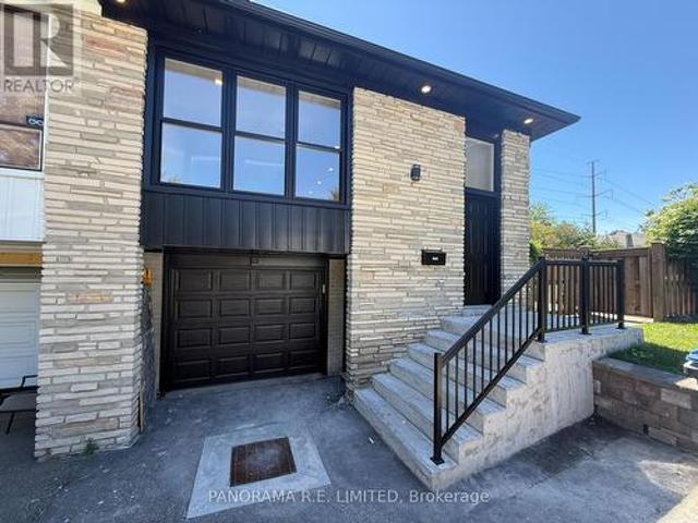 Main 606 Abana Road, Mississauga, ON, L5A 1H4 house for lease | Listing ID W13431 | Royal LePage