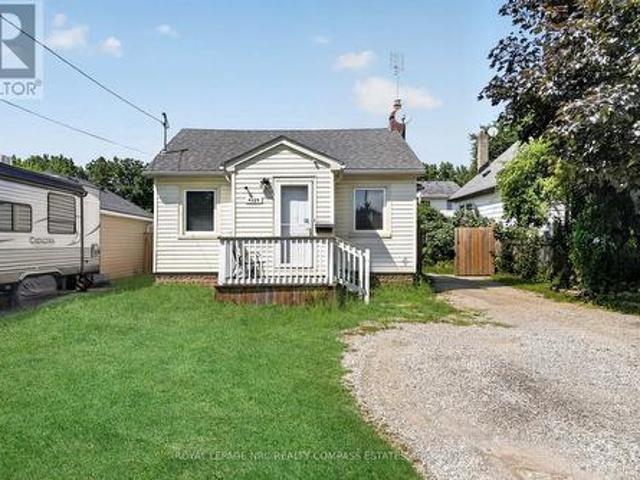 Main 6325 Murray Street, Niagara Falls Dorchester, ON, L2G 2K8 house for lease | Listing ID X13648 | Royal LePage