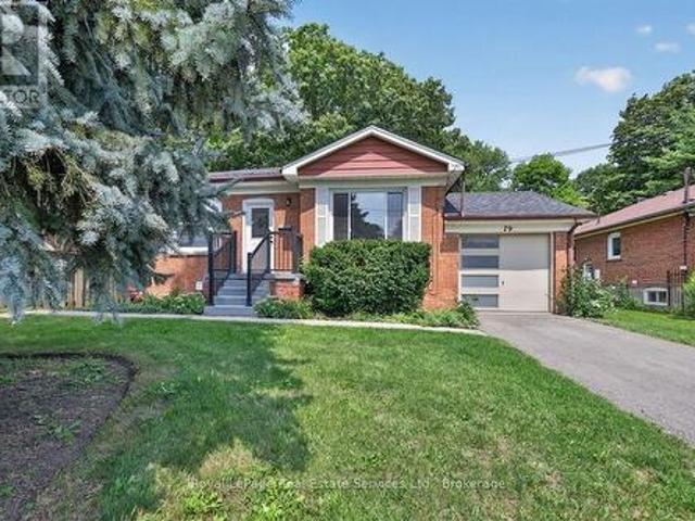 Main 79 Kingswood Road, Oakville Co Central, ON, L6K 2E2 house for lease | Listing ID W13686 | Royal LePage