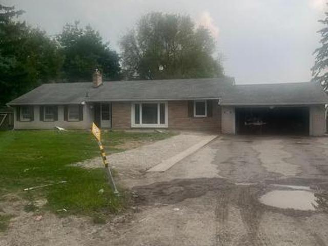 Main 9210 Mississauga Road, Brampton, ON, L7A 0B4 house for lease | Listing ID W13452 | Royal LePage