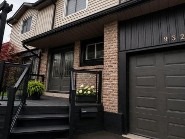 Main 932 Elgin Street, Newmarket, ON, L3Y 3C1 house for lease | Listing ID N13442 | Royal LePage