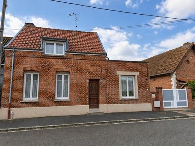MAING – Maison de village avec jardin, dépendances et stationnement