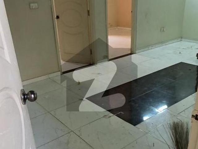 Maintained Family Building DHA Phase 6