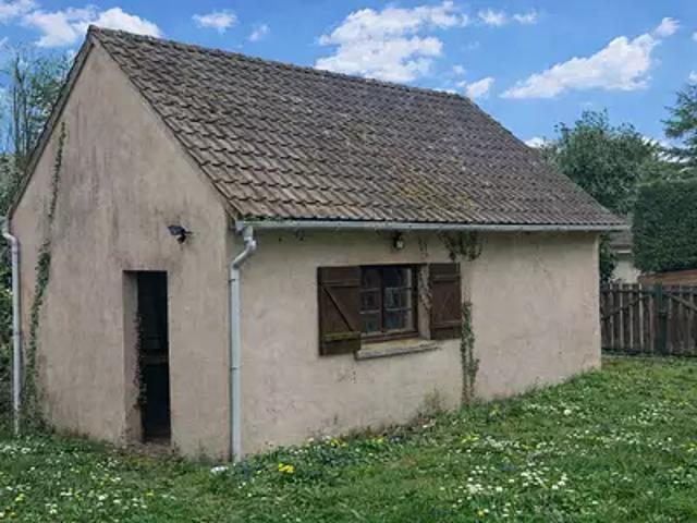 Maintenon 28130 Achat / Vente maison 1 pièce t1 au dernier étage