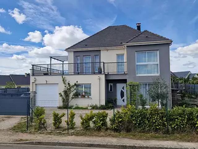 Maintenon 28130 Achat / Vente maison 6 pièces t6 au dernier étage