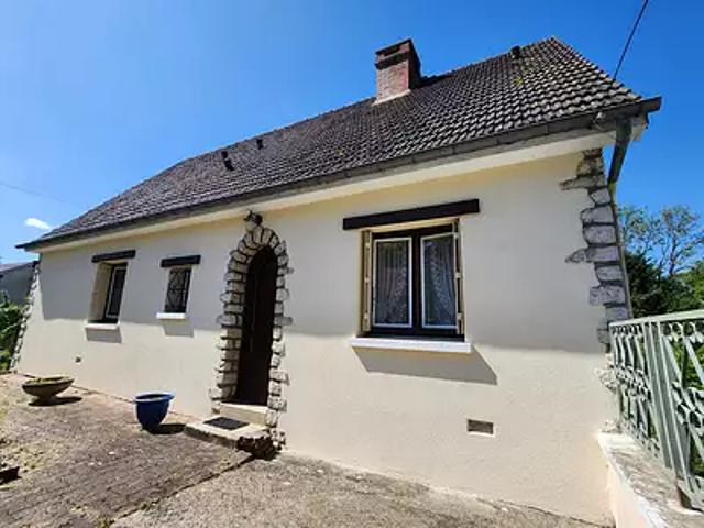 Maintenon 28130 Achat / Vente maison 6 pièces t6 au dernier étage cave