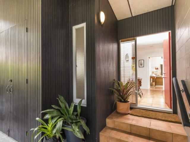 mairangi bay, 2 bedrooms