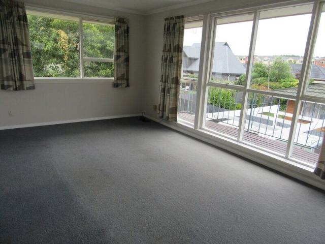 Mairehau – 3 Bedrooms, Open plan living, Single Garage