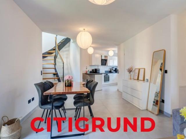 Maisach/Gernlinden Hell. Modern. Individuell. Exklusives Haus im Haus Flair!