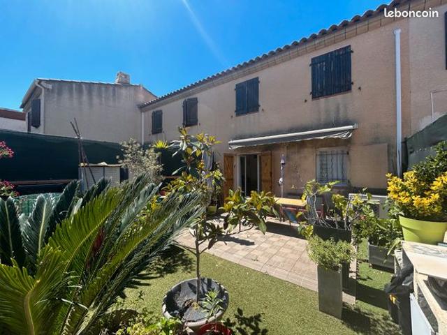 MAISIN DE VILLE T4 72.10 m2 JARDINET TERRASSE BOX FERME