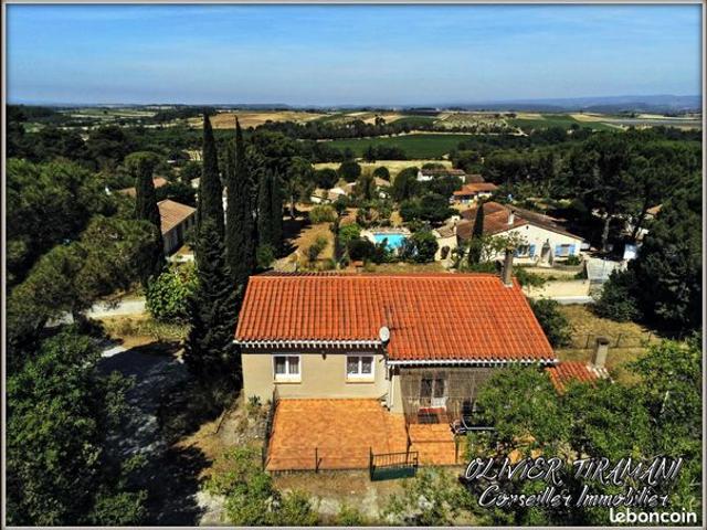 Maison102m², 3 chambres sur sous sol total avec grand hangar 109m², belle vue dégagée. A vendre Malves en Minervois