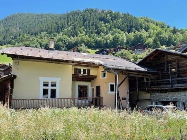 Maison/villa 8 pièces 350m²