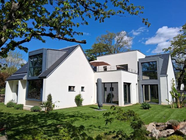 Maison/Villa 9 pièces