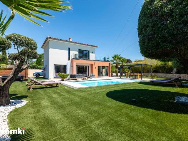 Maison/Villa T4 de 102 m2 à Grasse 06130 102m² Grasse