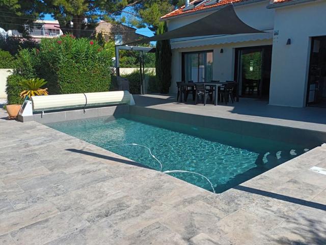 MAISON/VILLA Six Fours Les Plages Les Lones 4 pièce s LOCATION SAISONNIERE/VACANCES/BORD DE MER