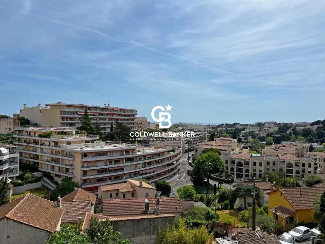 Maison 3 appartements – idéale famille ou investissement loc. 169m² Le Cannet