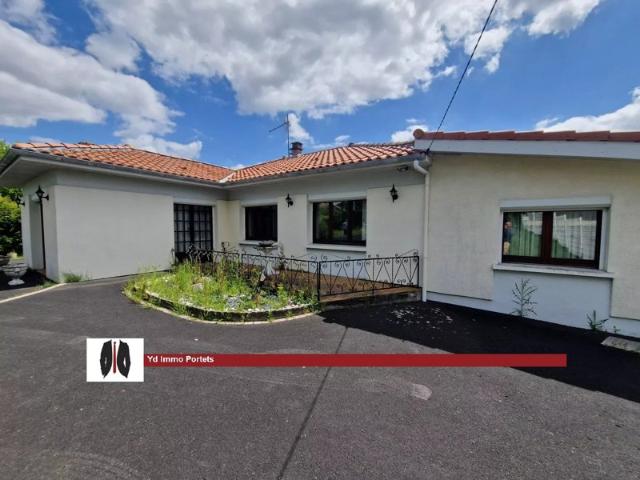Maison 3 chambres 1250m²