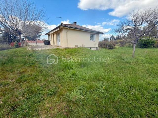 Maison 3 chambres – Vue dégagée sur la Côte Roannaise – Garage – Villerest 42