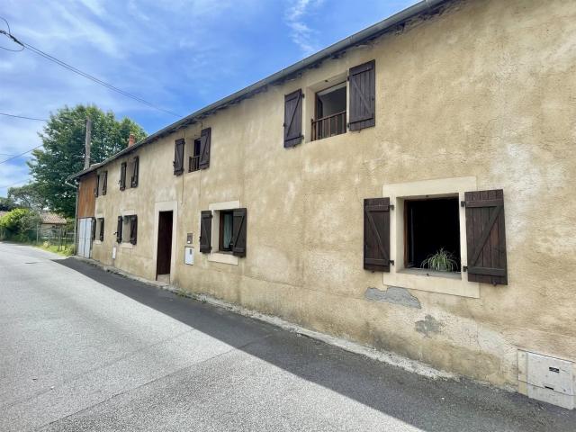 Maison 3 chambres à proximité du centre ville 195m² Vic en Bigorre