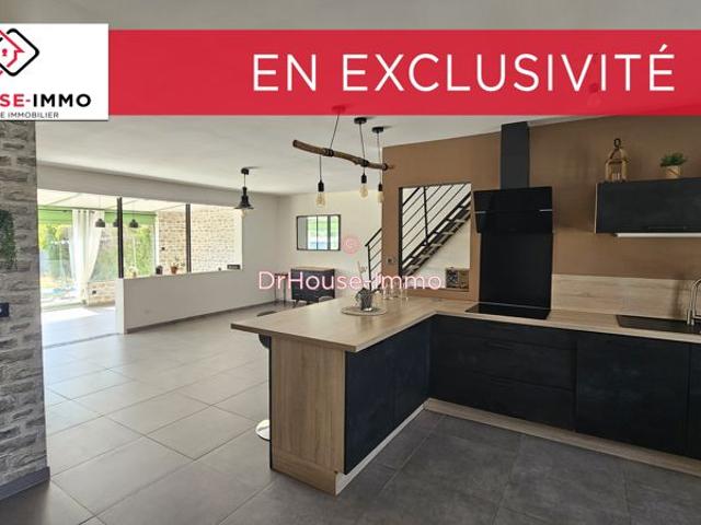 Maison 3 chambres avec double garage et jardin