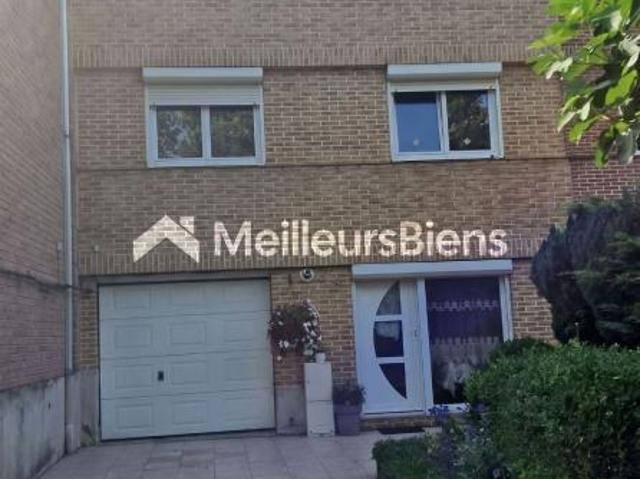Maison 3 chambres avec garage, véranda et jardin à Lens